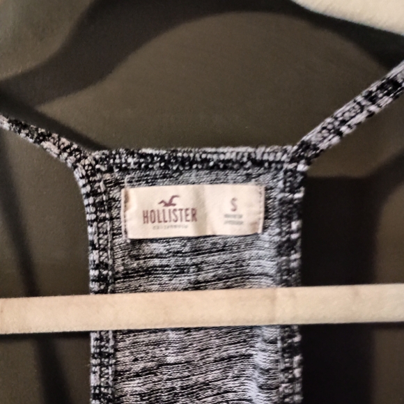 Gray Hollister Tank Top - Picture 2 of 5